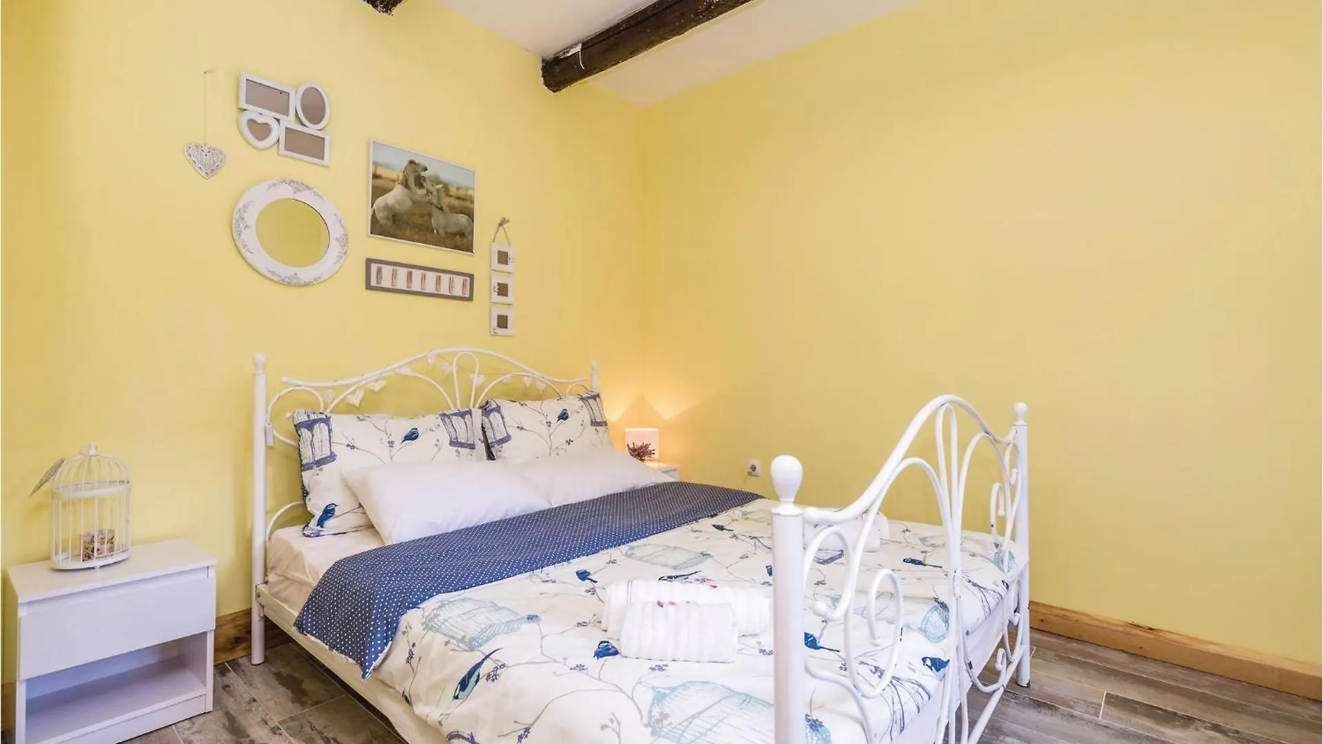 Tatil Evi Lovely Home In Jurdani With Outdoor Swimming Pool